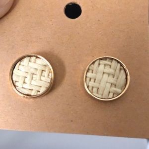 $6 - Brand New Wicker Plunder Earrings